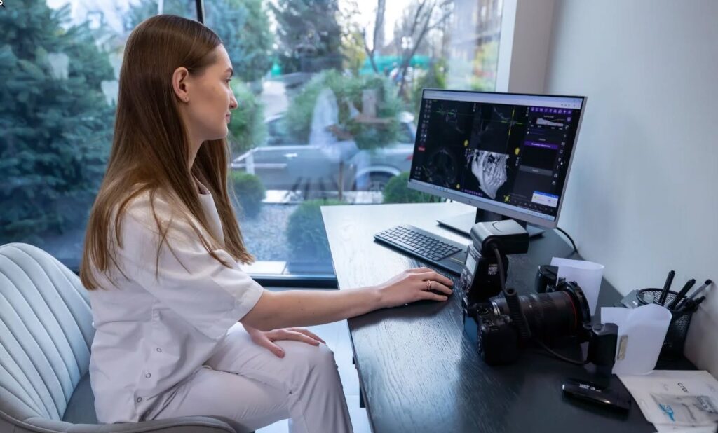 Цілодобова стоматологія Луцьк: що робити при болю вночі | Grade Dental